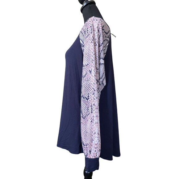 Cool Melon mixed print raglan tee tunic 2X navy pink contrast sleeve - Picture 2 of 6